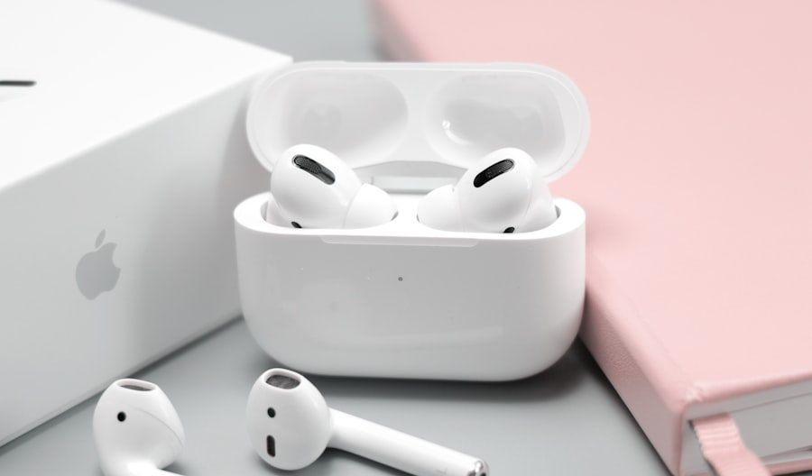 AirPods Pro 2 (USB-C) cu MagSafe