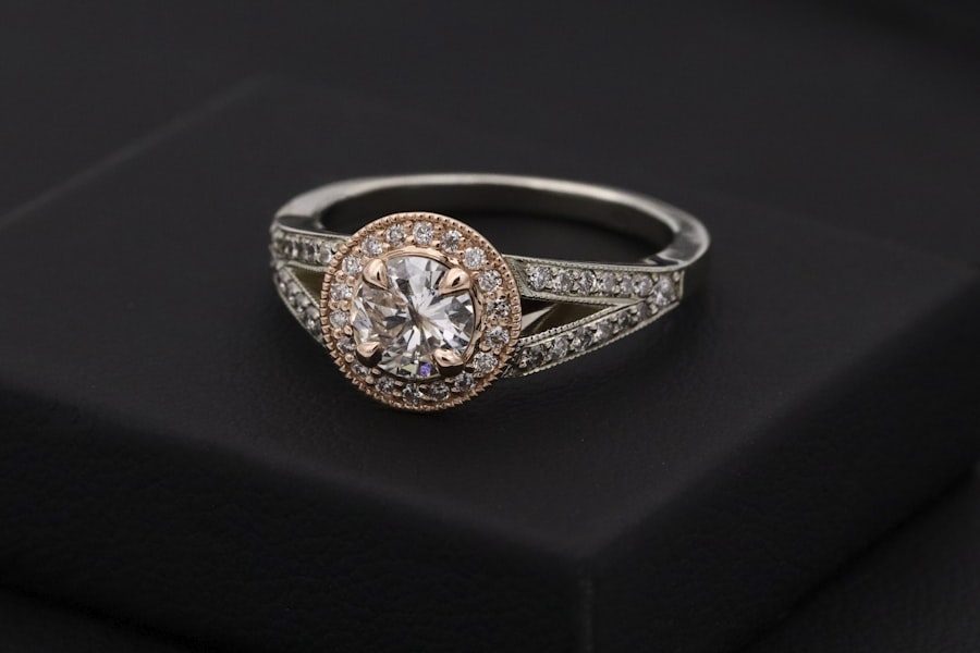 Inel aur alb 14K cu diamant 0,50 ct, certificat